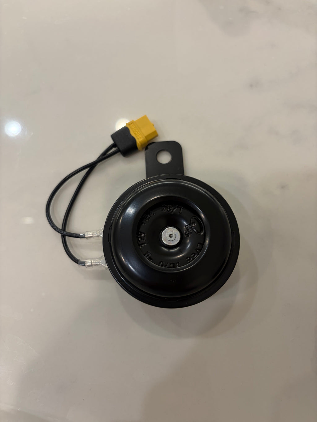 Baja light and horn combo rechargeable (comes with battery and charger) suitable for all bikes (also comes with a switch for both horn and Baja)